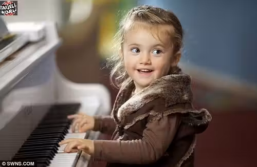 lavinia_piano