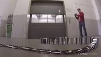 iphone_domino