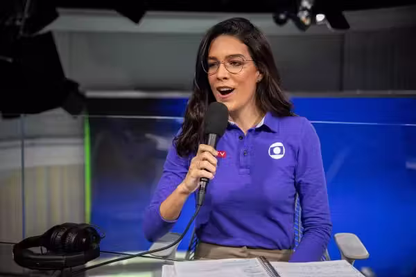 Renata Silveira narra jogos desde 2014 - Foto: reprodução sportv