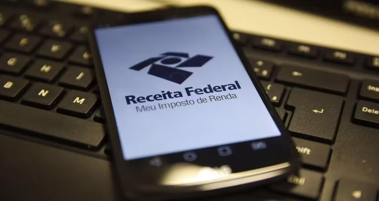 A restituição do Imposto de Renda começa a ser paga também no dia 31 de maio. Foto: Reprodução/Marcello Calsal Jr/Agência Brasil.