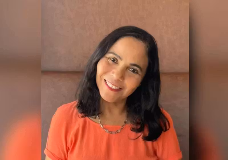 A mulher, depois de 61 anos, conseguiu o direito constitucional de ter o sobrenome na certidão de nascimento. Foto: Reprodução/Defensoria Ceará.