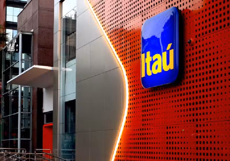 A Mega Sena do Banco Itaú vai fazer 3 sorteios de R$ 500 mil para clientes que usam cartão de crédito. - Foto: divulgação