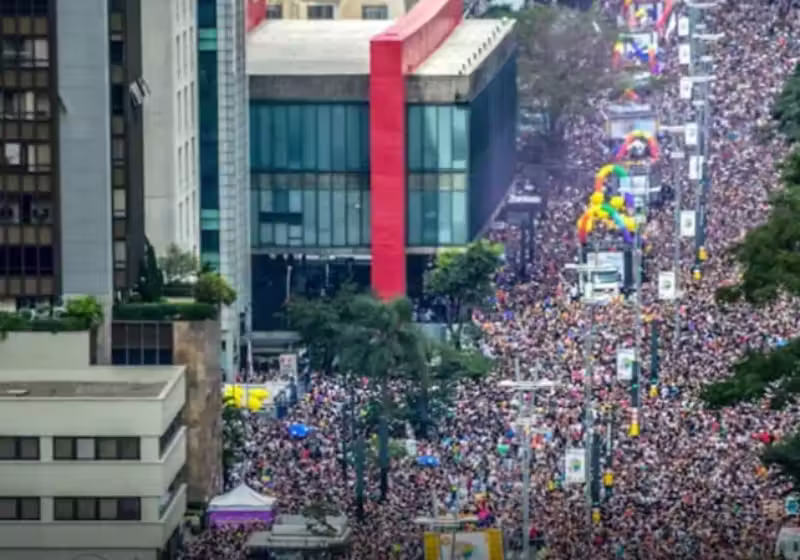 A tradicional Parada do Orgulho LGBT+, na Avenida Paulista, em São Paulo, será no dia 22 junho e vai homenagear idoso desbravadores. - Foto: ONG Dois Terços