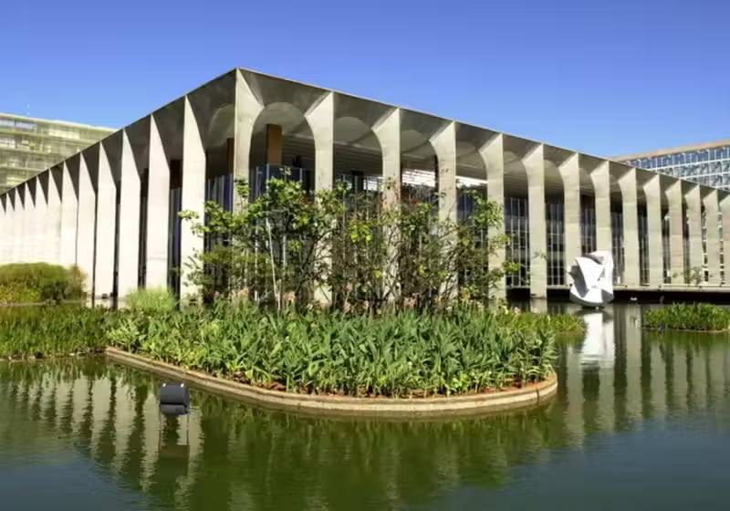 Abertas as inscrições para o concurso para diplomata, são 50 vagas para o Itamaraty, com salário inicial de R$ 22.558,56. As provas serão em julho e agosto. Foto: Agência Brasil