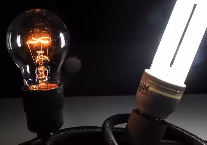 Os brasileiros mais pobres vão ter a garantia da isenção no pagamento da conta de luz, como medida assegurada pelo governo, entre as normas da Nova Tarifa Social de Energia Elétrica. Foto: Agência Brasil