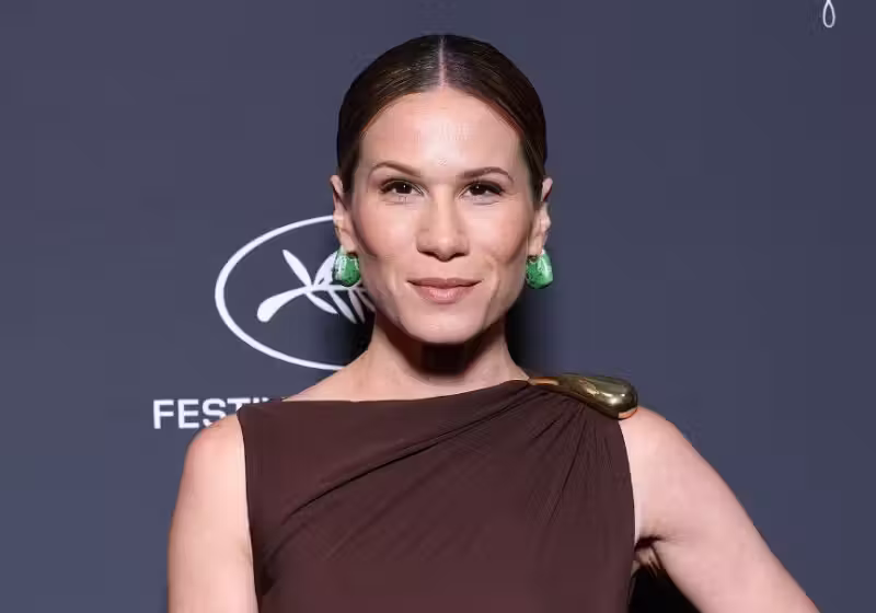 Marianna Brennand, diretora de Manas, foi homenageada em Cannes. - Foto: Daniele Venturelli