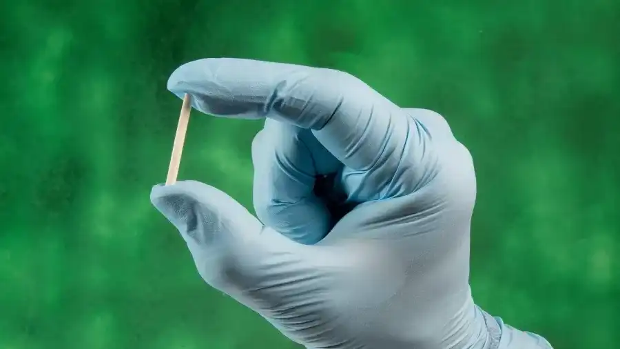 O Implanon, que será oferecido pelo SUS é um considerado um dos métodos contraceptivos mais eficazes - Foto: Getty Images