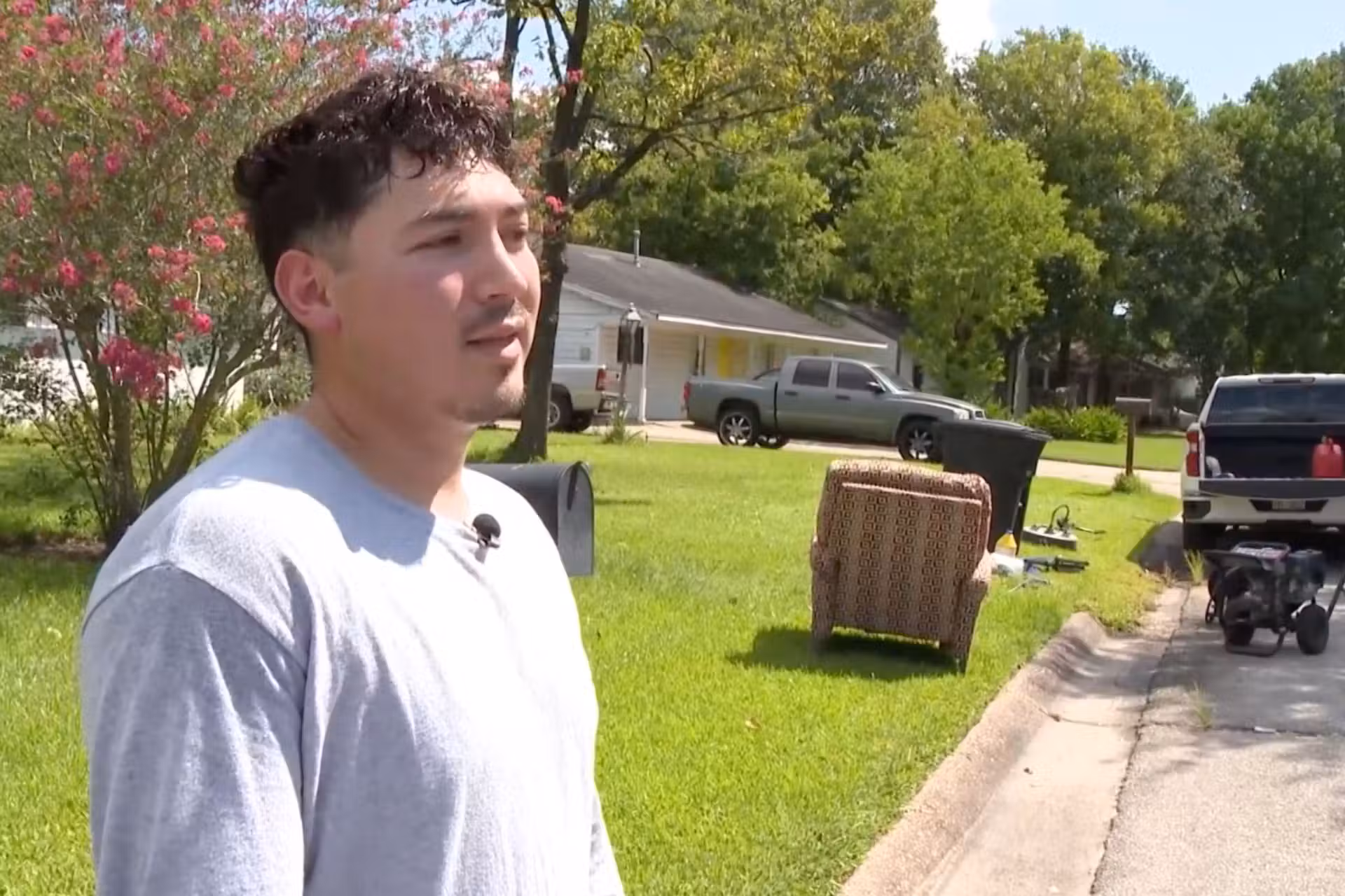 Um dos irmãos contou à TV como surgiu a ideia. - Foto: KHOU 11