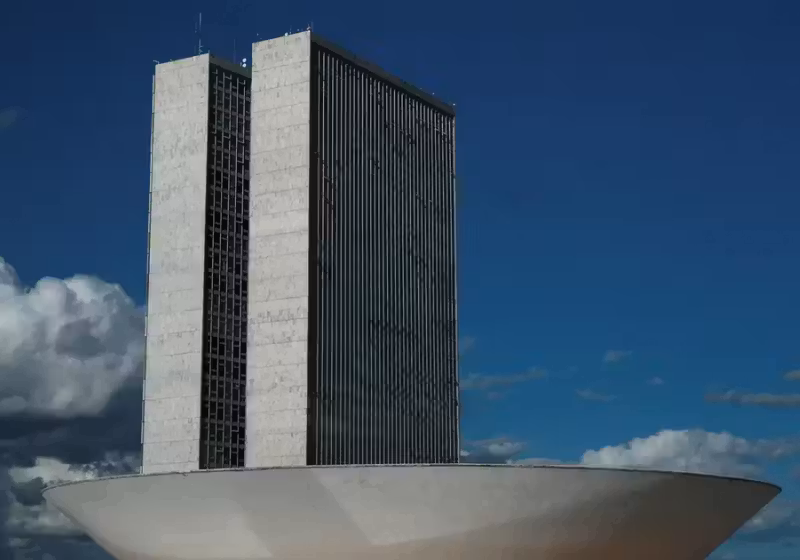 O novo concurso da Câmara dos Deputados foi autorizado e terá salários de até R4 20 mil. - Foto: Marcello Casal/Agência Brasil