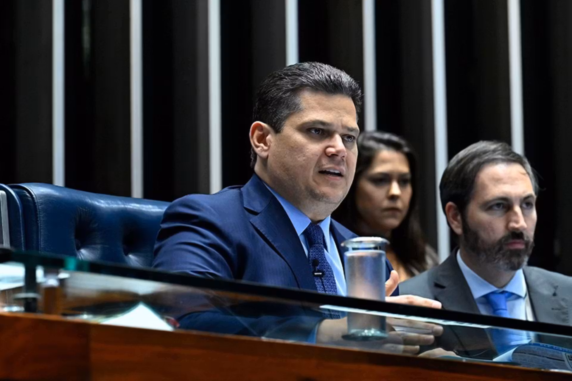 O presidente do Senado, Davi Alcolumbre, mandou arquivar a PEC da Blindagem nesta quarta, 24, depois que a CCJ rejeitou a proposta, por unanimidade. - Foto: Agência Senado