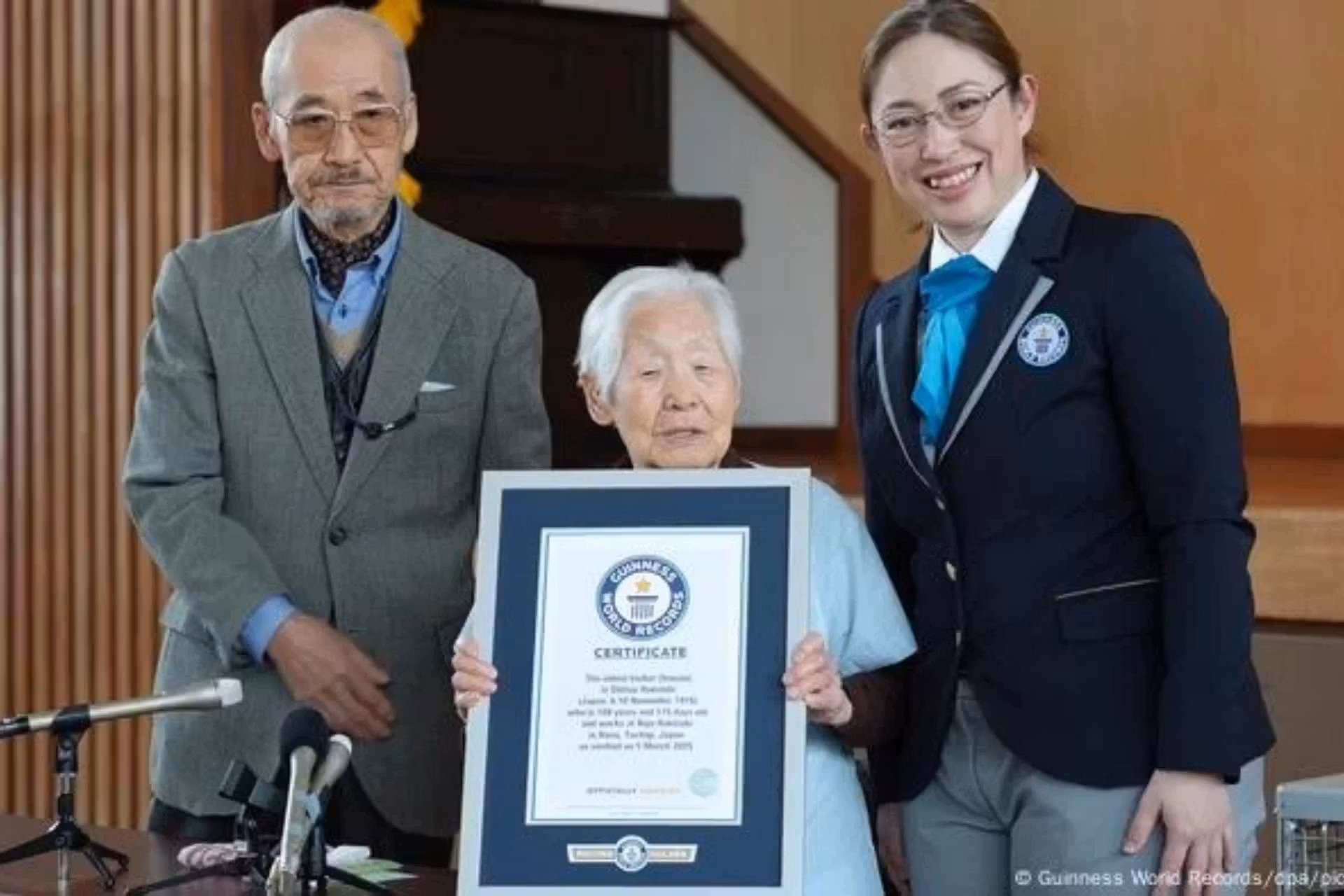 O mundo se pergunta como o Japão bateu recorde no número de centenários novamente. São quase 100 mil pessoas com mais de 100 anos. Foto: Guiness Book