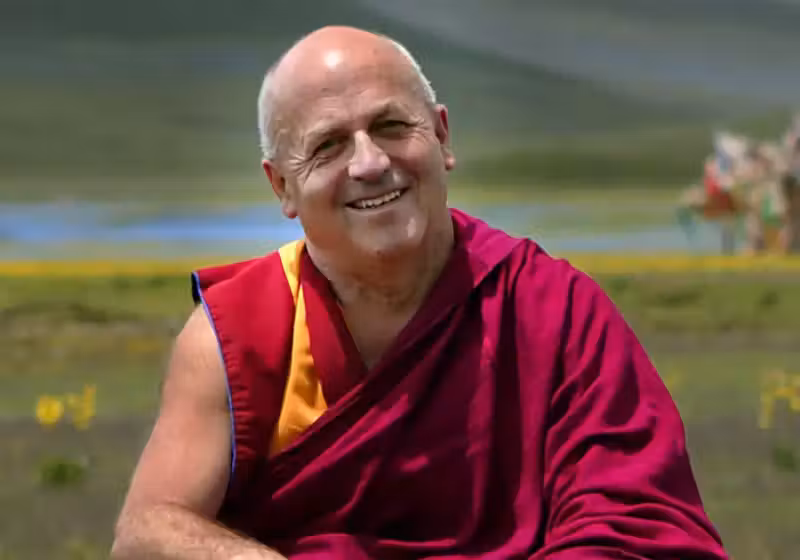 Matthieu Ricard é considerado o homem mais feliz do mundo e dá três dicas para manter a felicidade. - Foto: reprodução