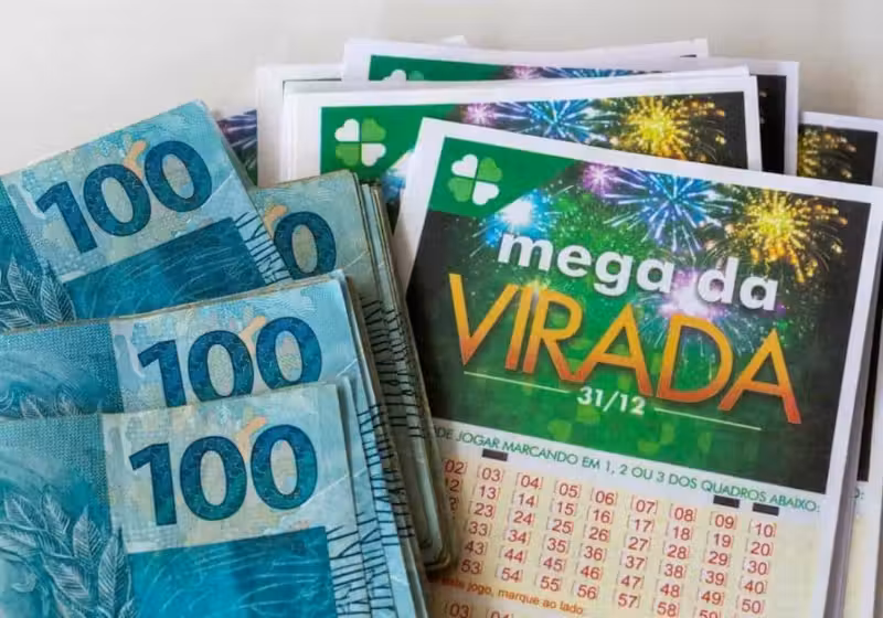 A venda dos bilhetes da mega da virada começou neste sábado, 01. O prêmio chega a R$ 850 milhões - Foto: Leonidas Santana / Shutterstock.com