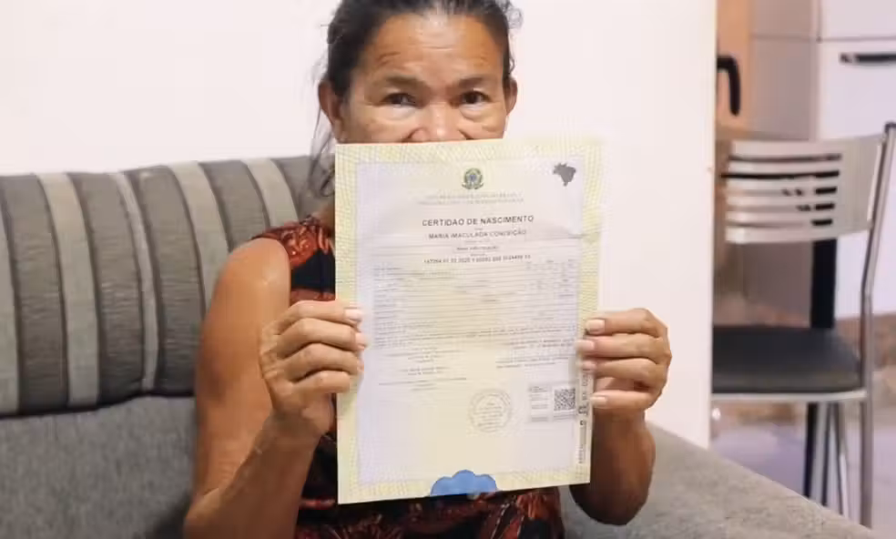 Maria da Imaculada Conceição viveu cerca de 70 anos sem documentos oficiais — Foto: Defensoria Pública do Ceará/Reprodução