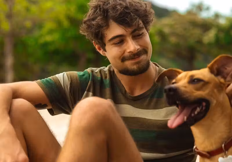 O filme Caramelo acaba de bater recorde histórico no top 10 global da NetFlix: o maior tempo já registrado por um título do Brasil no ranking. - Foto: divulgação