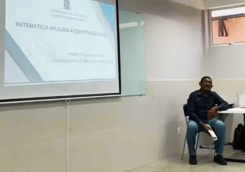 Antonio Francisco, pedreiro de 55 anos, se forma em Matemática no Piauí e TCC mostra como aplicar o conhecimento na Construção Civil. - Foto: Divulgação/Uespi