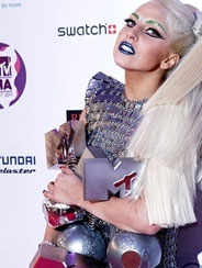 lady_gaga_ema2011