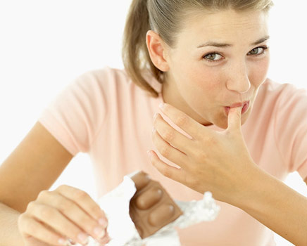 mulher-chocolate-espinha-43