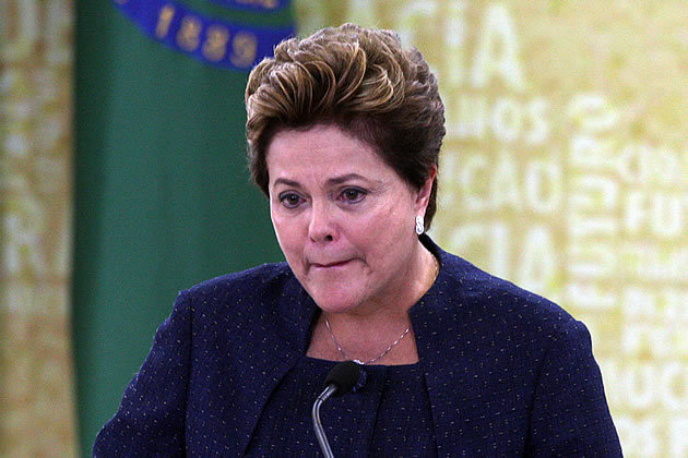 dilma-choro-0516-a3-630-jpg_182804