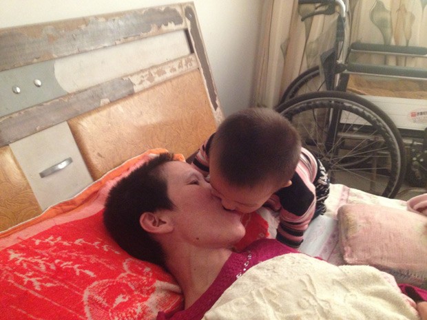 menino_mae_boca|menino_mae_boca1