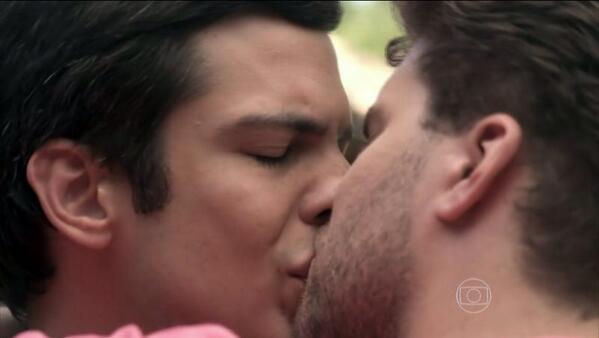 beijo_Felix_Nico|final_amor_a_vida