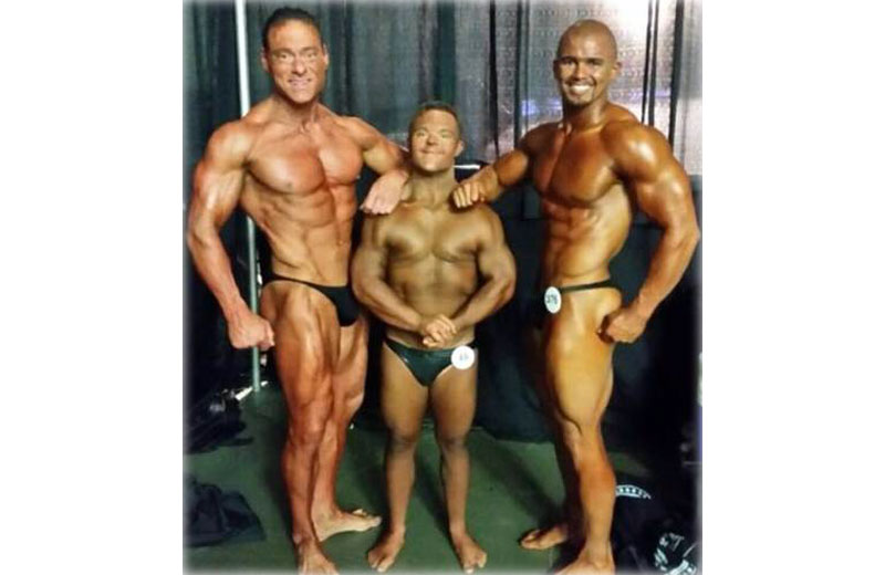 Fotos: reprodução/Facebook|