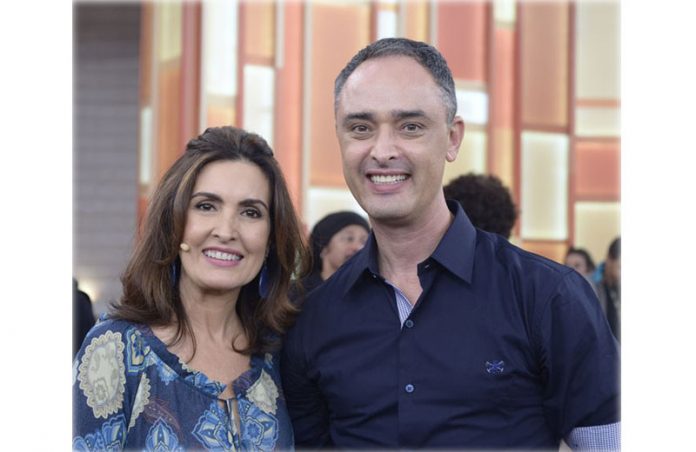 Rinaldo-Fatima-Bernardes-close|Rinaldo Thiago|Rinaldo Vitor Thiré|Rinaldo-Vitor-Thiré-close|Rinaldo-flavia-alessandra-close|Encontro-foto-todos-close|Rinaldo-Thiago-close|Rinaldo-Vitor-Thiré-close|rinaldo-vitor-Thiré-close-2 Fátima Bernardes e Rinaldo de Oliveira - Foto: Ellen Soares/Gshow||||||||