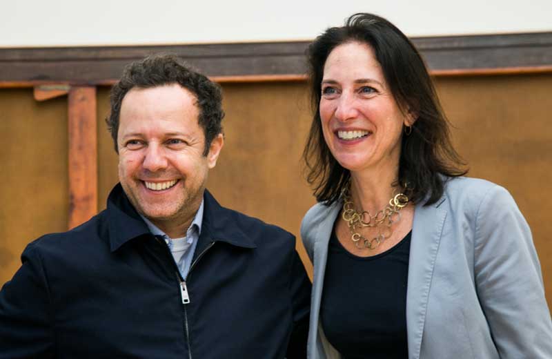 Vik Muniz e Emilie Gordenker, diretora do Mauritshuis/Foto: Ivone Lopes