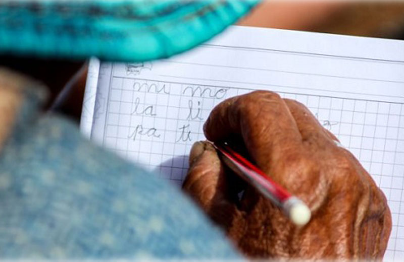 bolivia-analfabetos-close-3