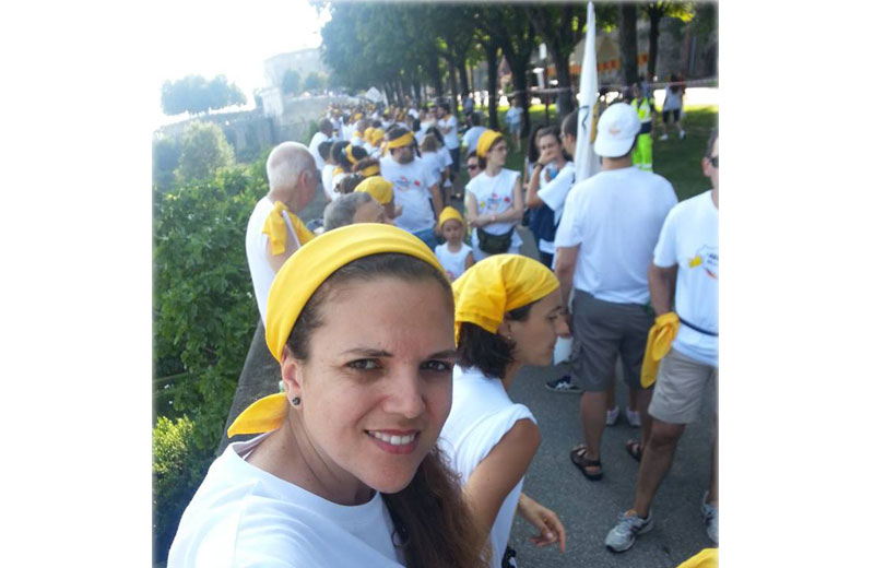 Selfie de Cris Aura no super-abraço 