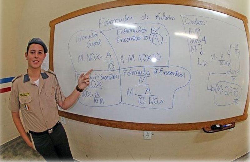 Fotos: Aguilar Abecassis / ACrítica|Foto: reprodução / Facebook