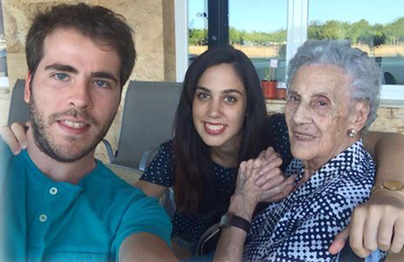 Foto: reprodução / Facebook|Foto: AdotaUnAbuelo