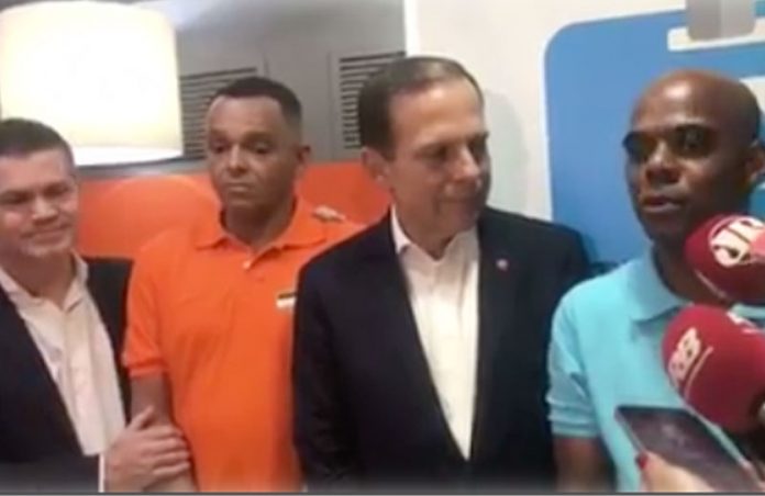 doria-mcdonalds-close Foto: reprodução / Facebook / João Dória