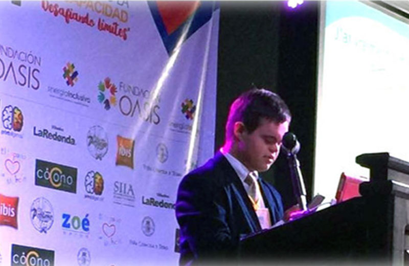 Emmanuel Joseph Bishop - Foto: reprodução / Facebook