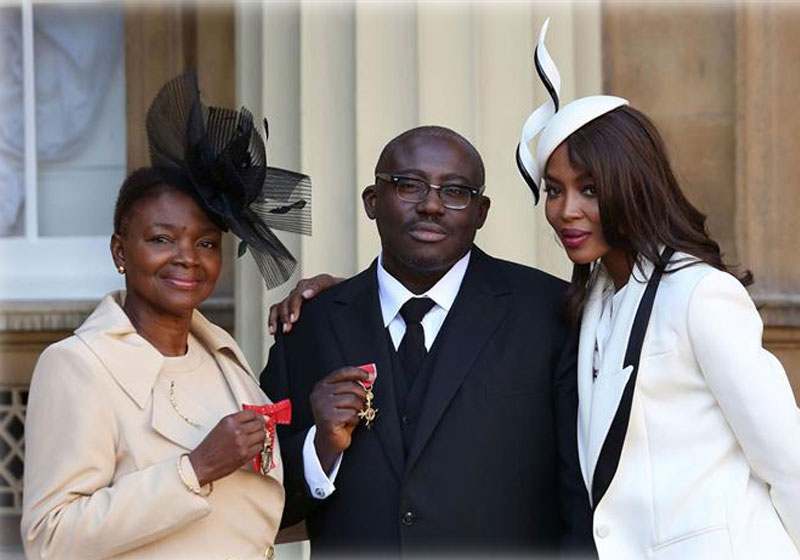 Edward Enninful quando foi condecorado - Foto: Reuters