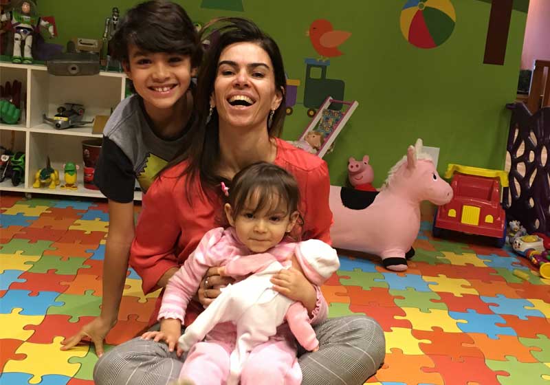 Fernanda Galvão e os filhos - Foto: arquivo pessoal||