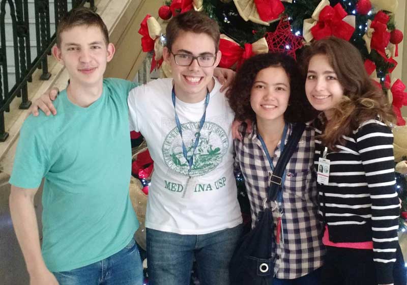 Rafael José da Silva (ao centro) - Foto: arquivo pessoal|