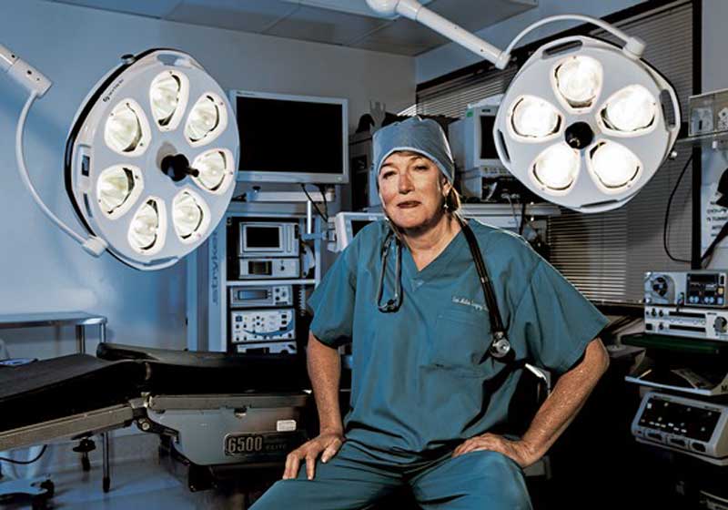 Cirurgiã Marci Bowers - Foto: Frederic Neema