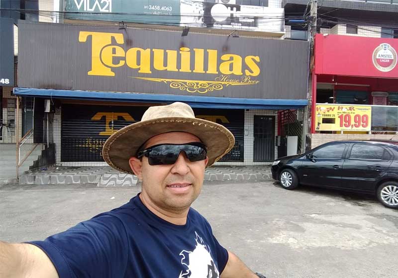 Décio no restaurante de Emanuel - Foto: arquivo pessoal|