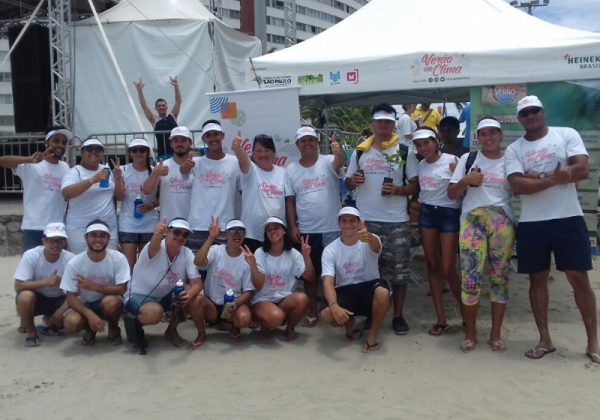 Equipe do Verão no Clima em Peruíbe Foto: Divulgação
