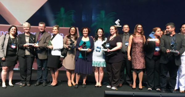 Premiação - Foto: Divulgação / arquivo pessoal professora Carla Dinardo