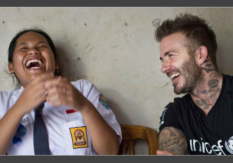 David Beckham e Sripun na Indonésia - Foto: reprodução / Unicef