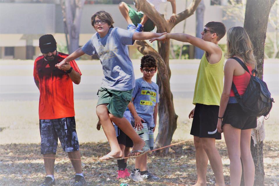 abraco-reiki-cafune-criancas