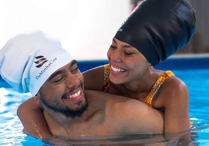 touca-casal-close|touca-close|touca-william_com_e_sem|touca-hellen_logo_02|touca-cabelo-afro-criancas-1024x536|touca-cabelo-afro-casal|touca-capa_facebook ||||||