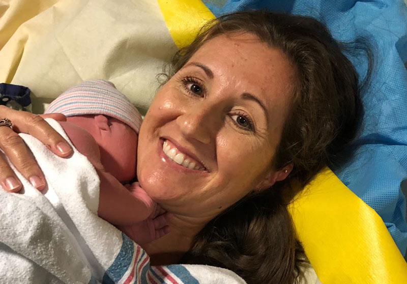 Falon Griffin e a filha - Foto: reprodução / Facebook