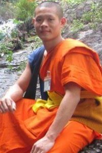 Ake quando era Monge- Foto: reprodução / Facebook