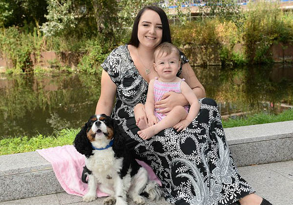 Shannon Weeks e a filha Chloe Foto: Steve Finn