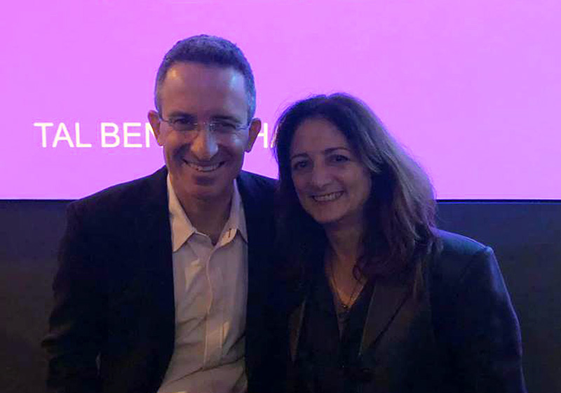 Tal Ben-Sharar e Sandra de Angelis - Foto: SNB