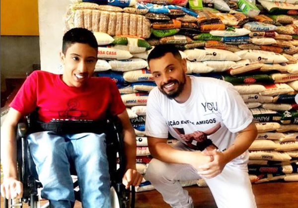 O cabeleireiro Marcelo Moraes - Foto: reprodução / Instagram