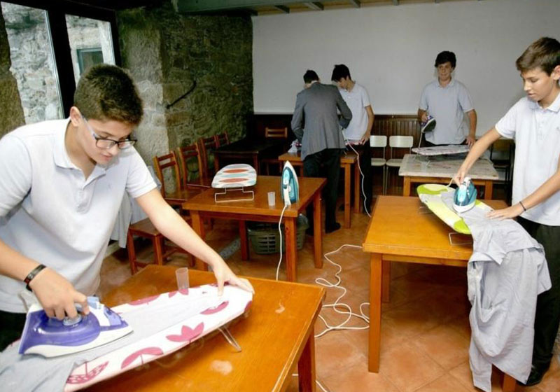 Colegio Montecastelo - Foto: reprodução / Facebook